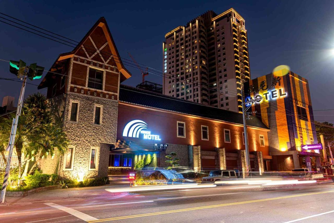 Venice Motel Taichung Esterno foto